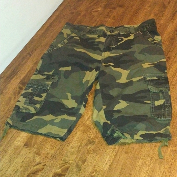 Xiyuhuangu Classic Cargo Shorts Camo Green Epic Flex Men's Size 34 - Picture 1 of 6